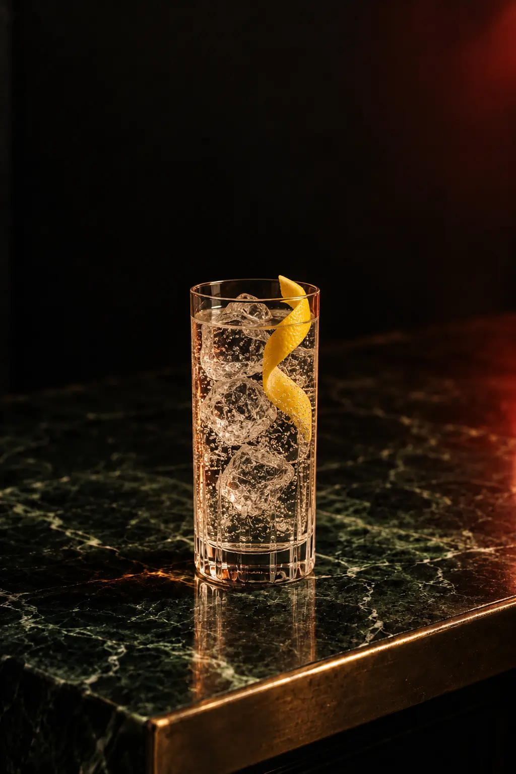 Gin tonic, Gin, tonic, un seul zeste